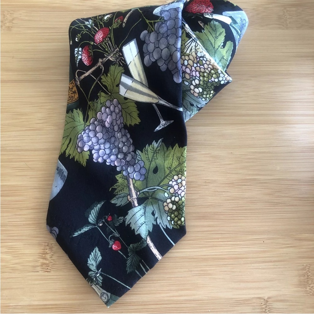 Nicole Miller Champagne Strawberries Celebrate Black Silk Tie Vintage 90s 1996